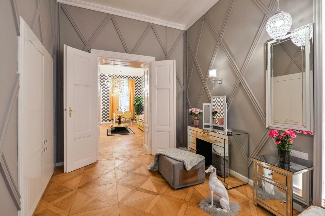 Dali Wenceslas Square Apartment 프라하 외부 사진