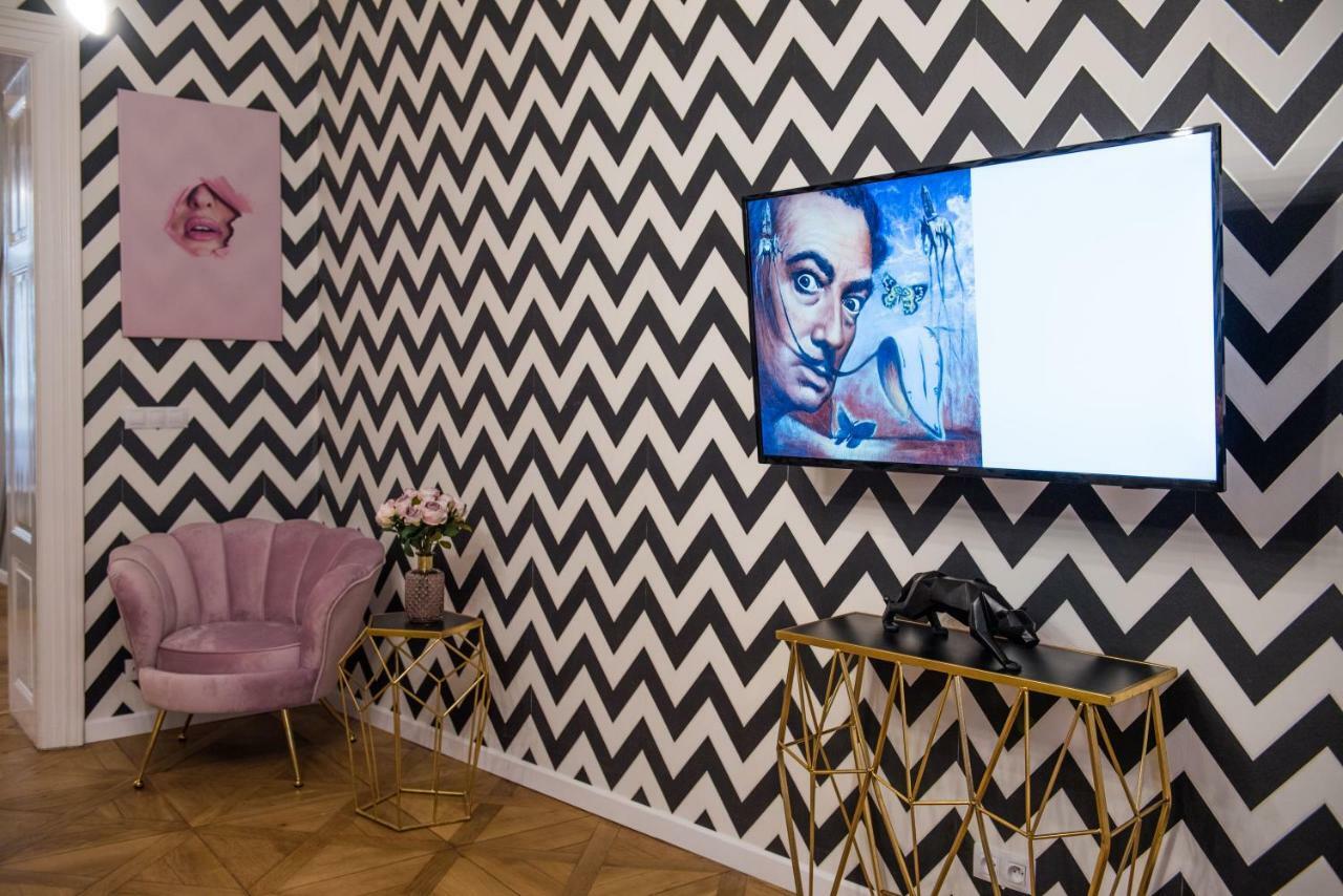 Dali Wenceslas Square Apartment 프라하 외부 사진