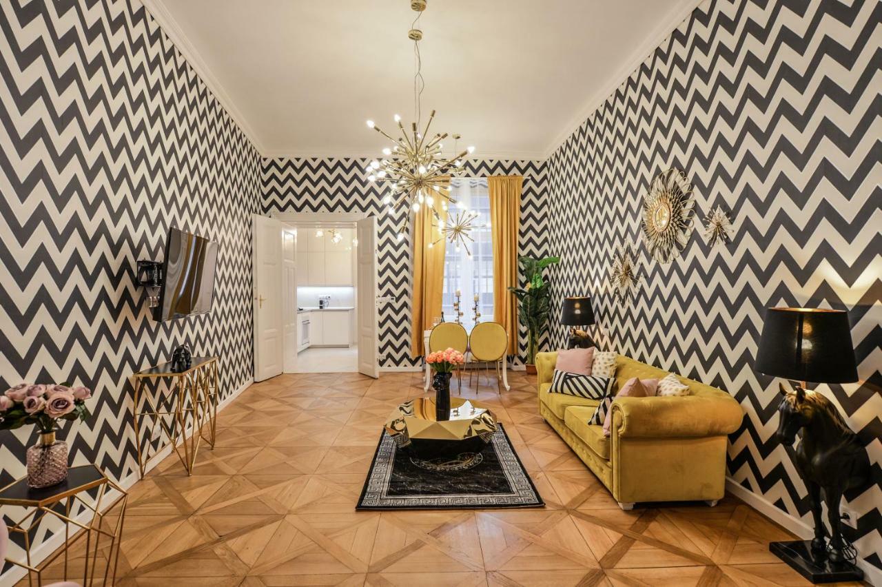 Dali Wenceslas Square Apartment 프라하 외부 사진