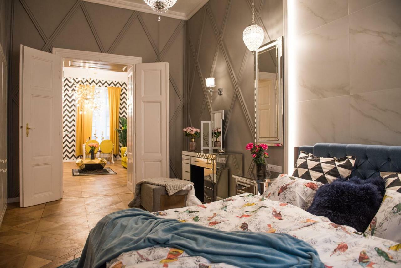 Dali Wenceslas Square Apartment 프라하 외부 사진